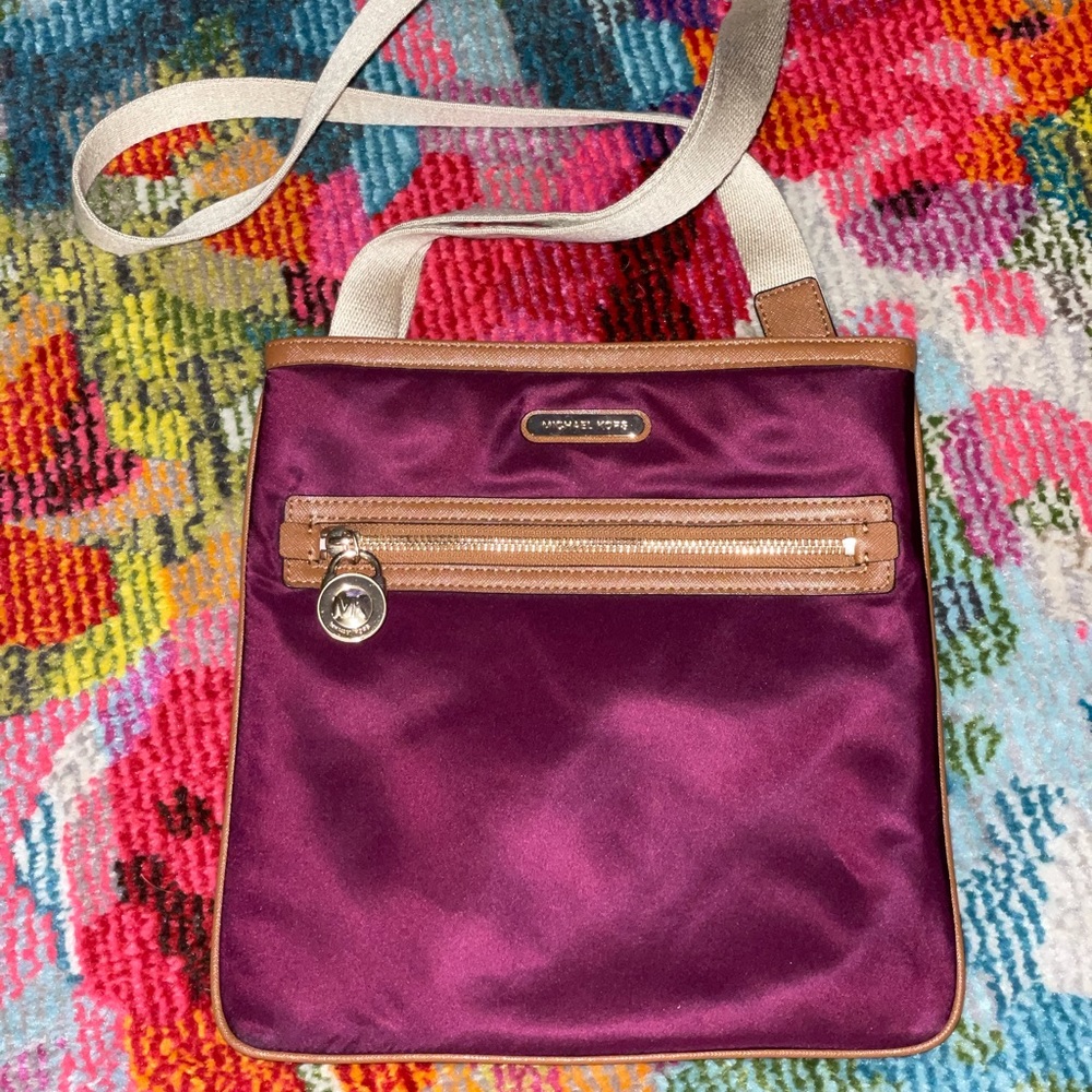 Michael Kors Kempton Crossbody Bag